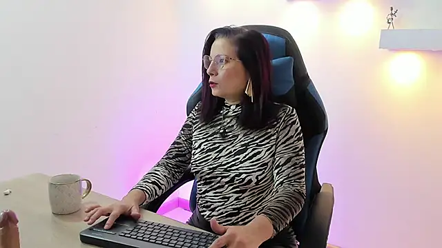 ada mclaine online show from March 5, 2026, 12:34 pm