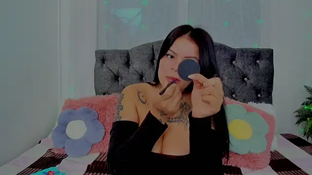Snapshot of ivanna_rivera chatting on January 31, 2025, 12:18 pm ivanna rivera online show from January 31, 2025, 12:18 pm