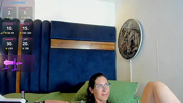 Andromeda-jade online show from December 9, 2024, 3:18 am