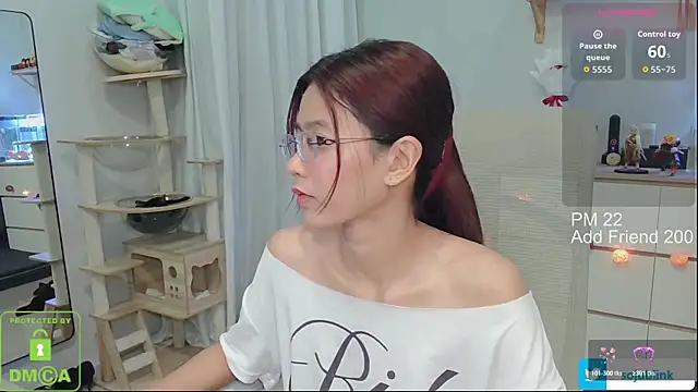 littlemiilk online show from February 23, 2026, 8:33 am