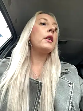 MerlinDave online show from September 28, 2025, 1:44 am