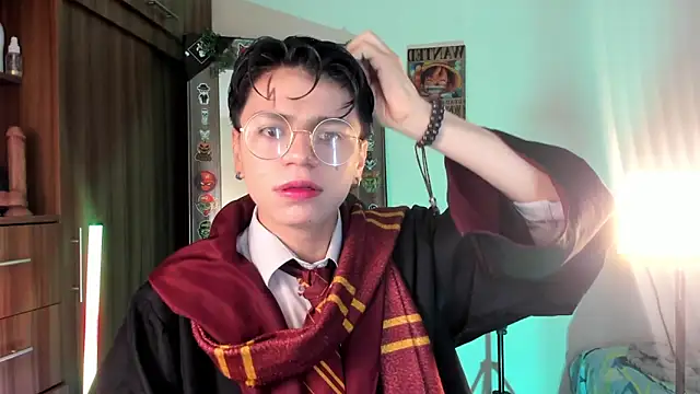 marckalexis online show from October 3, 2025, 12:57 pm