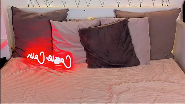 CassyCain online show from April 12, 2026, 9:03 am