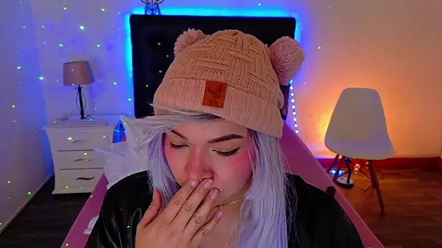 Cuckold lover69 online show from December 27, 2024, 3:42 am