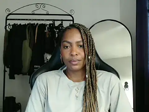 marisilva br online show from March 8, 2025, 3:45 pm