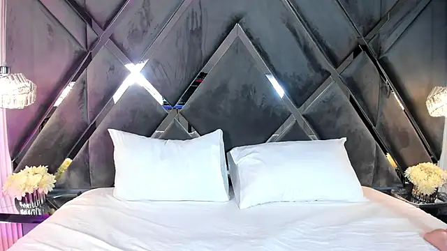 Snapshot of MaluDiaz chatting on February 23, 2026, 4:59 pm MaluDiaz online show from February 23, 2026, 4:59 pm