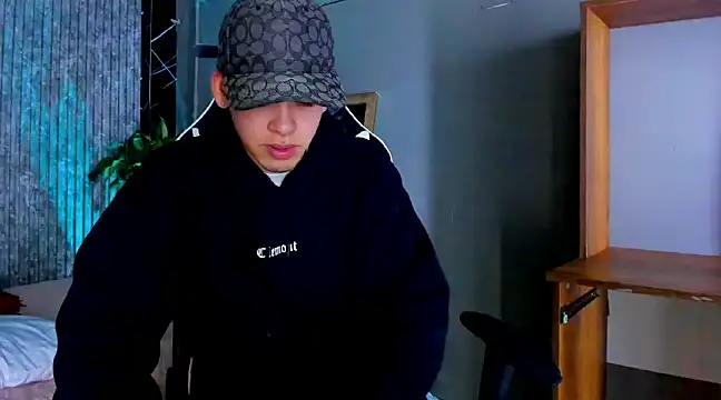 Mike 0233  online show from March 21, 2025, 3:44 am