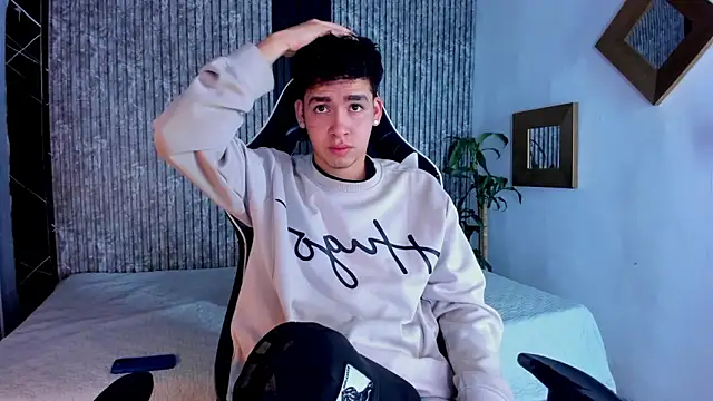 Mike 0233  online show from September 10, 2025, 4:12 am