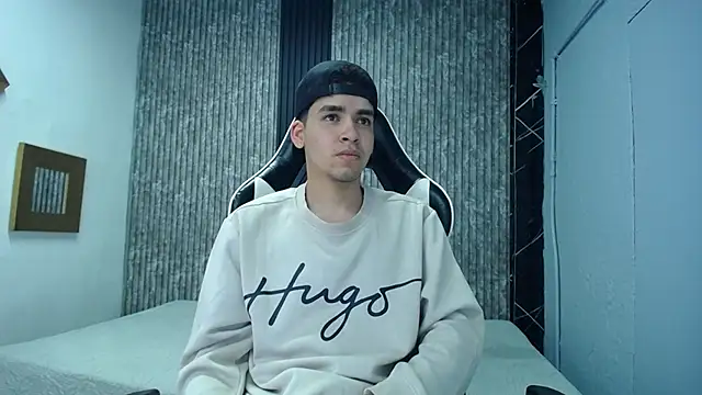 Mike 0233  online show from November 22, 2025, 4:11 am