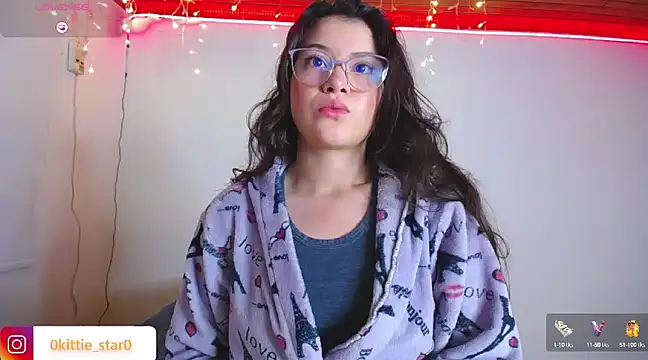 juli05star20 online show from December 5, 2024, 1:36 am