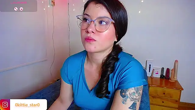 juli05star20 online show from December 28, 2024, 10:44 pm