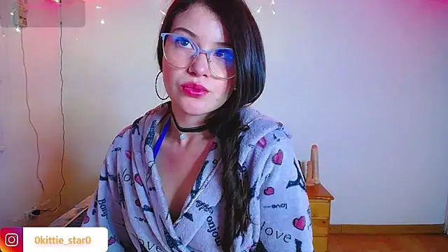 juli05star20 online show from January 29, 2025, 3:54 am