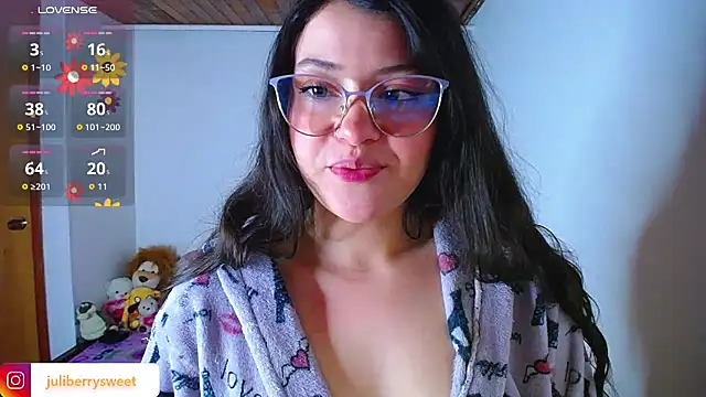 juli05star20 online show from September 14, 2025, 8:52 pm