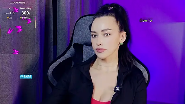 -CrazyAnna- online show from February 2, 2026, 5:11 pm