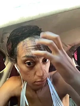 starrynikki online show from October 12, 2025, 5:34 pm