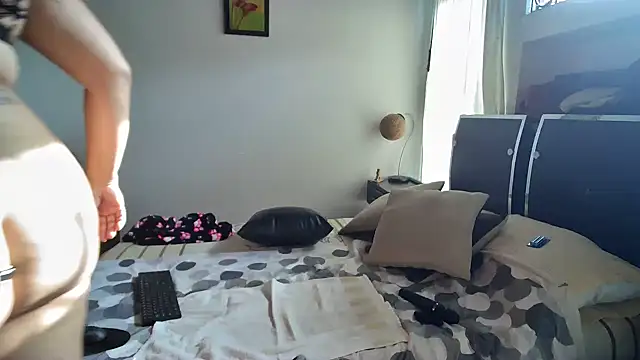 antonella mature11 online show from February 11, 2026, 9:20 pm