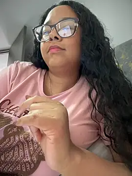 XMara online show from November 14, 2025, 5:33 pm