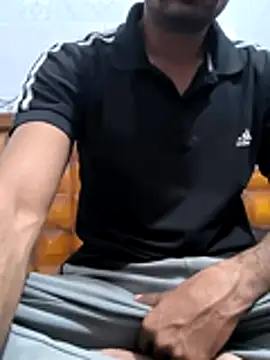 toxicboy121212 online show from February 26, 2026, 4:28 pm