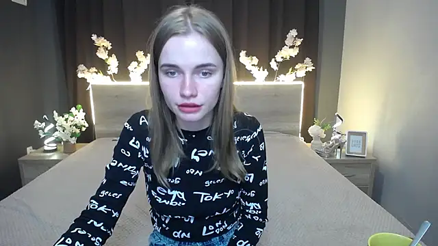 MargaritaKiss online show from March 10, 2026, 7:52 pm