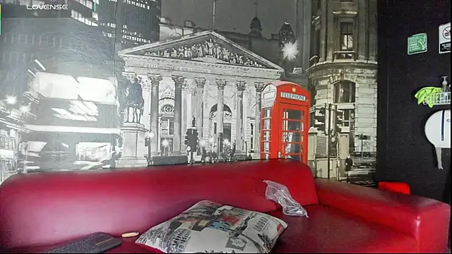 CloeRodriguez online show from April 12, 2026, 3:06 pm