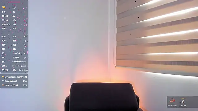 Snapshot of thaliacollins chatting on December 16, 2024, 2:05 pm thaliacollins online show from December 16, 2024, 2:05 pm