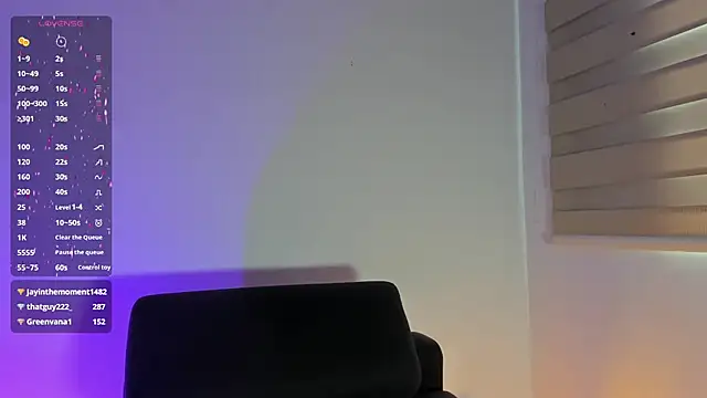 Snapshot of thaliacollins chatting on January 26, 2025, 1:58 pm thaliacollins online show from January 26, 2025, 1:58 pm