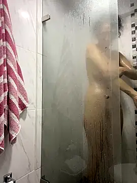 Snapshot of thaliacollins chatting on October 13, 2025, 12:49 pm thaliacollins online show from October 13, 2025, 12:49 pm