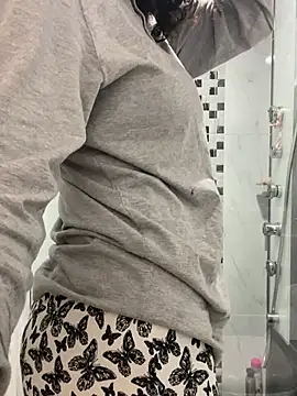 thaliacollins online show from January 31, 2026, 10:19 pm