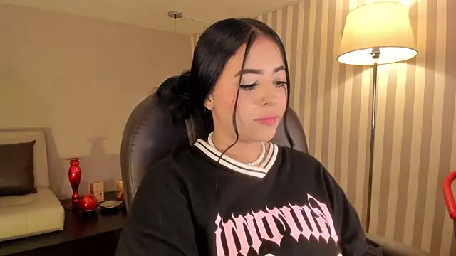 Maaiitee online show from November 5, 2025, 1:00 pm