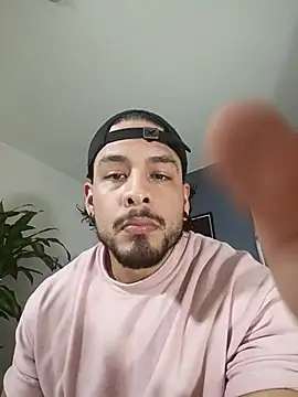 Snapshot of SilvaBranko chatting on October 23, 2025, 11:24 pm SilvaBranko online show from October 23, 2025, 11:24 pm