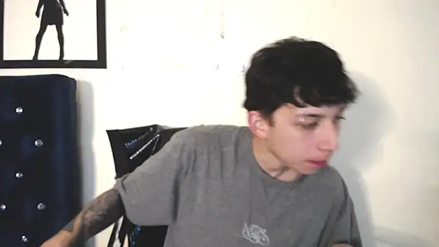 Snapshot of _Thomas_hot_ chatting on November 4, 2025, 3:49 am Thomas hot online show from November 4, 2025, 3:49 am