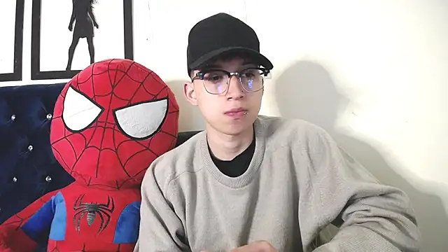 Snapshot of _Thomas_hot_ chatting on November 15, 2025, 5:27 am Thomas hot online show from November 15, 2025, 5:27 am