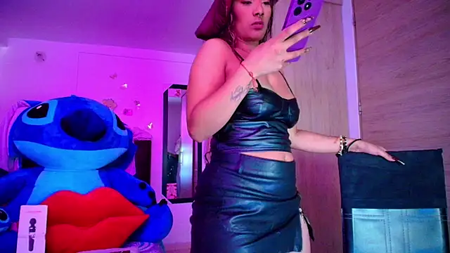 Snapshot of megan_collins96 chatting on October 3, 2025, 4:04 pm megan collins96 online show from October 3, 2025, 4:04 pm