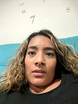 Snapshot of megan_collins96 chatting on November 14, 2025, 1:26 am megan collins96 online show from November 14, 2025, 1:26 am