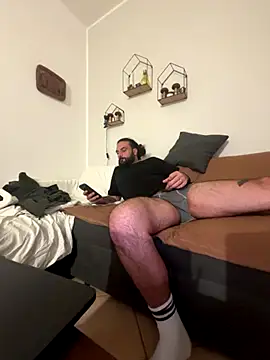 beardo85 online show from October 27, 2025, 10:25 pm