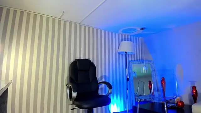 ArianaBaker online show from January 29, 2025, 2:42 pm