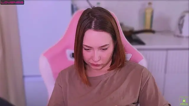 Airyhill online show from April 15, 2026, 10:44 am