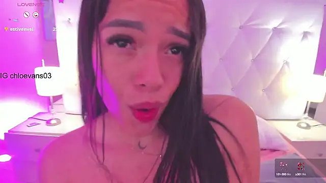 Chloe evans   online show from January 9, 2025, 5:54 pm
