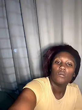 Snapshot of Leee_and_Dee chatting on October 2, 2025, 9:44 pm Leee and Dee online show from October 2, 2025, 9:44 pm