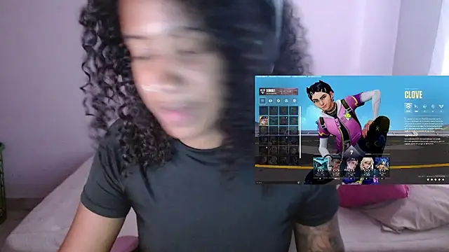 TiffanyRoouse online show from December 4, 2024, 10:41 pm