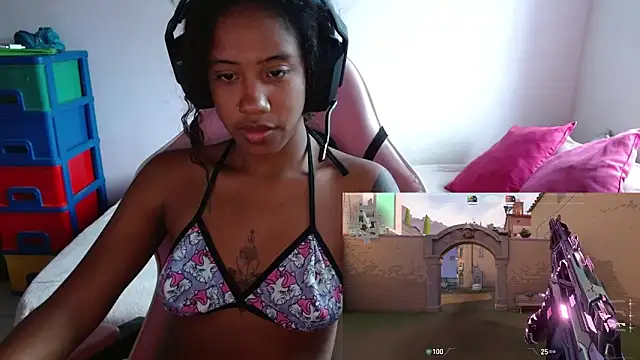 TiffanyRoouse online show from February 7, 2025, 9:37 pm