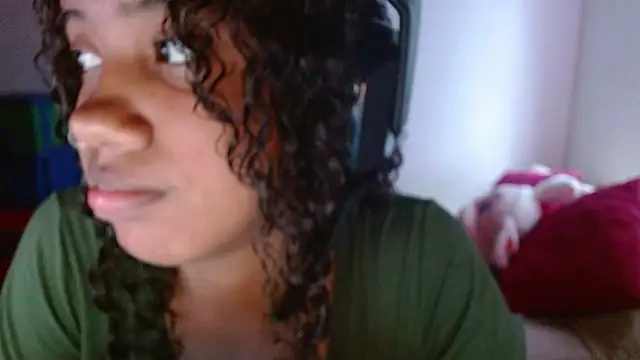 TiffanyRoouse online show from February 24, 2025, 9:09 pm