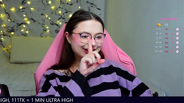 Snapshot of me__hanna chatting on March 3, 2025, 2:04 am me hanna online show from March 3, 2025, 2:04 am