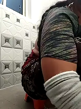 Snapshot of Archna-ji chatting on November 13, 2025, 5:17 am Archna-ji online show from November 13, 2025, 5:17 am