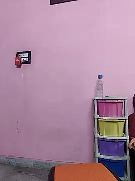 Kayra 34 online show from April 4, 2026, 7:06 am