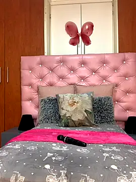 Snapshot of VeryGoodBadGirl1 chatting on November 30, 2025, 8:51 am VeryGoodBadGirl1 online show from November 30, 2025, 8:51 am