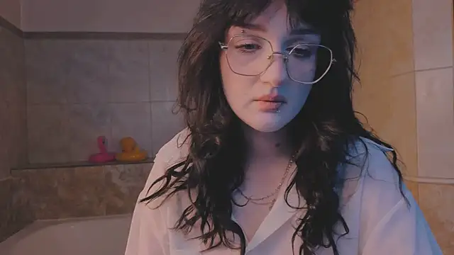 ELLIEJAY online show from October 10, 2025, 5:28 am