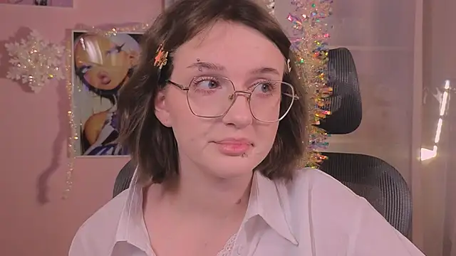 ELLIEJAY online show from December 19, 2025, 6:20 am