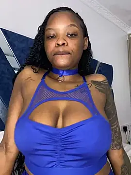 Snapshot of SexxyLunar chatting on October 23, 2025, 11:35 pm SexxyLunar online show from October 23, 2025, 11:35 pm