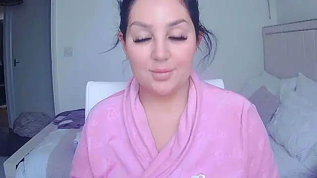 magical mia online show from October 21, 2025, 10:05 am